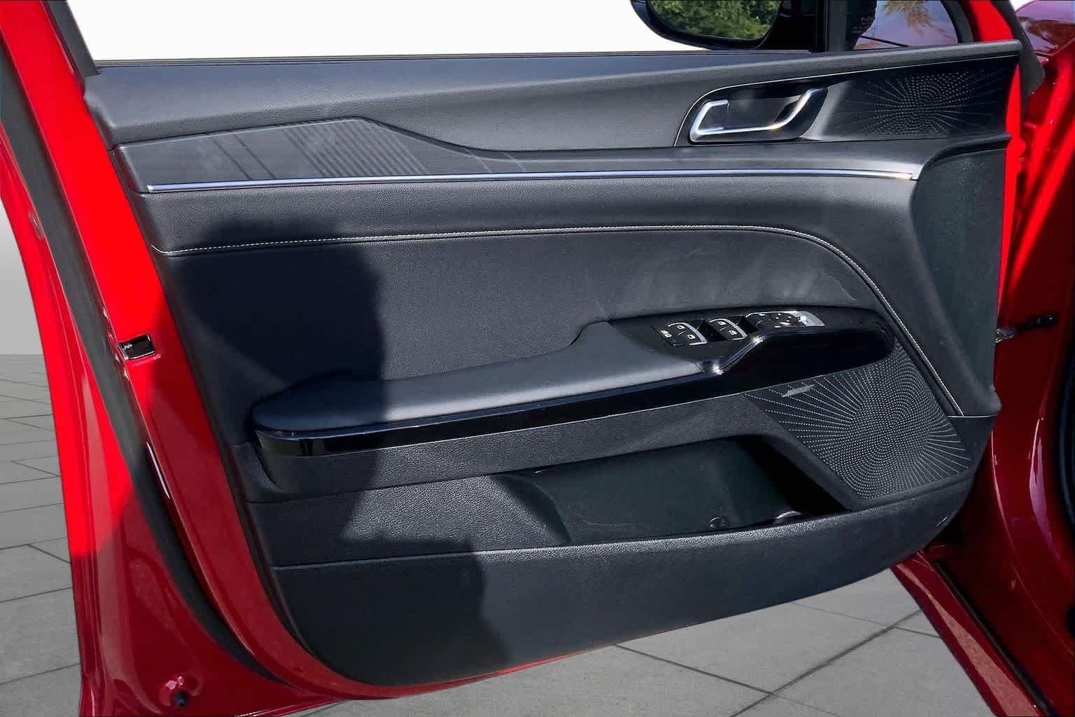 Certified Used 2025 Runway Red Kia GT-Line image 21