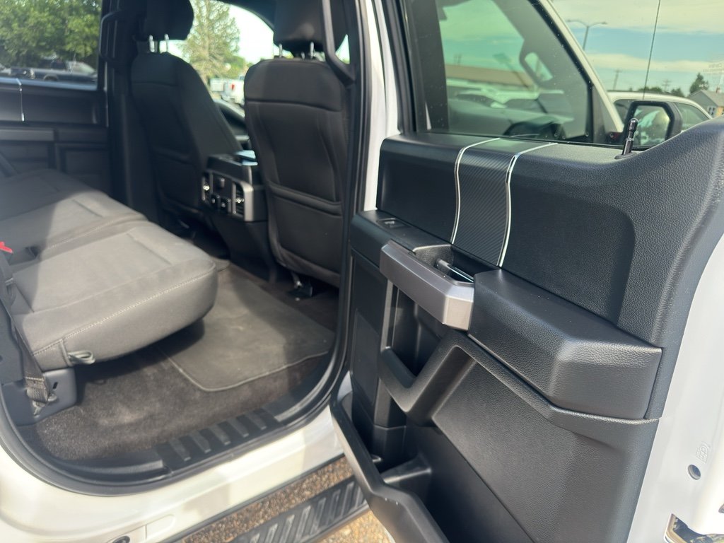 Used 2019 Oxford White Ford XLT image 17