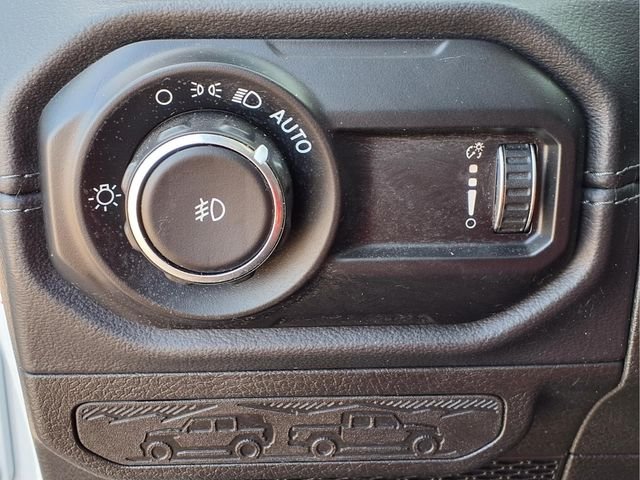 Used 2024 White Jeep Sahara image 24