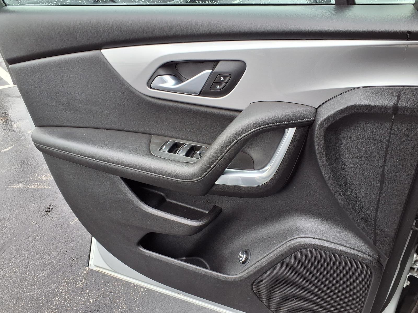 Used 2021 SILVER ICE METALLIC Chevrolet LT image 20