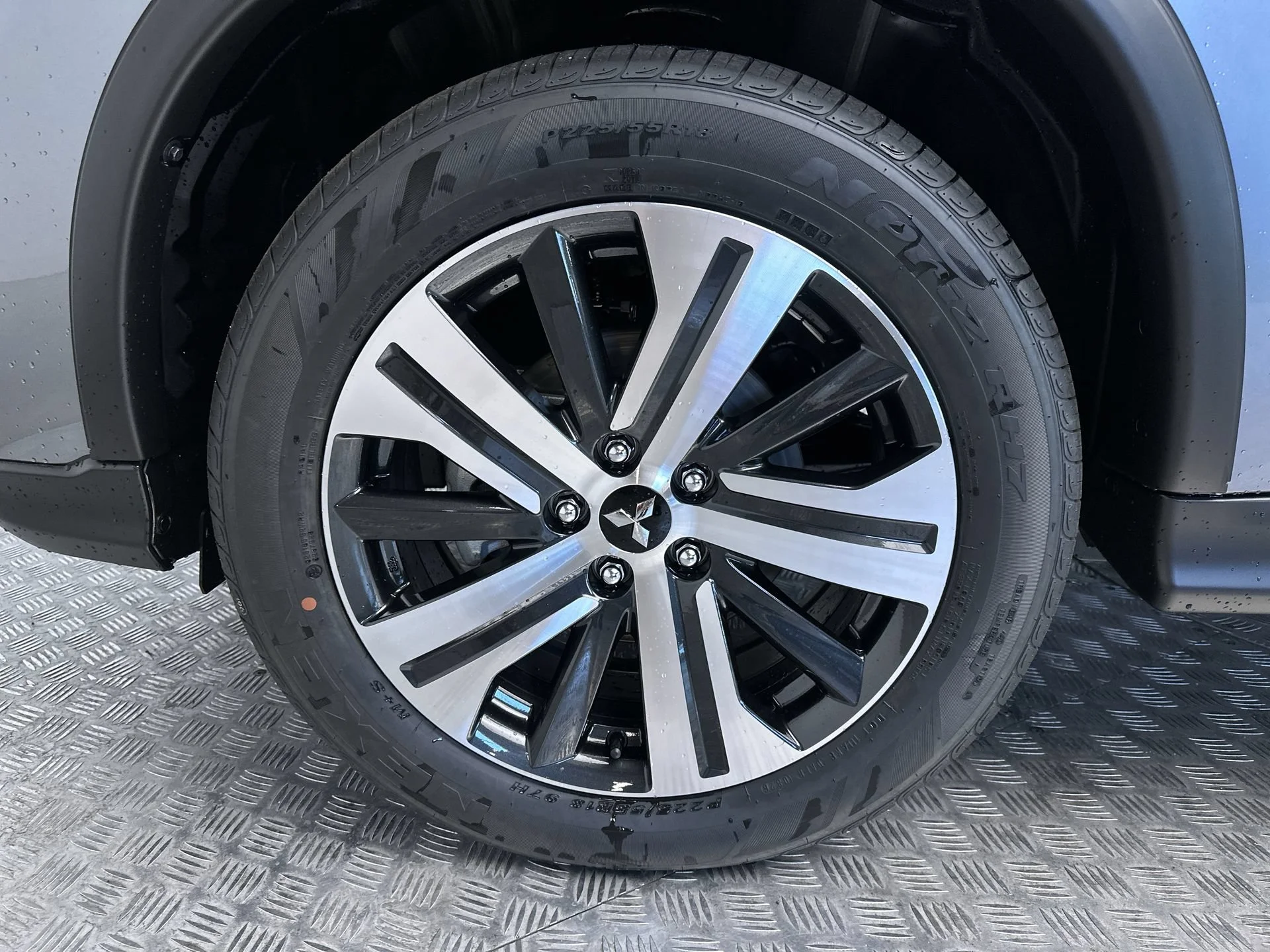 New 2026 Mercury Gray Metallic Mitsubishi ES image 24