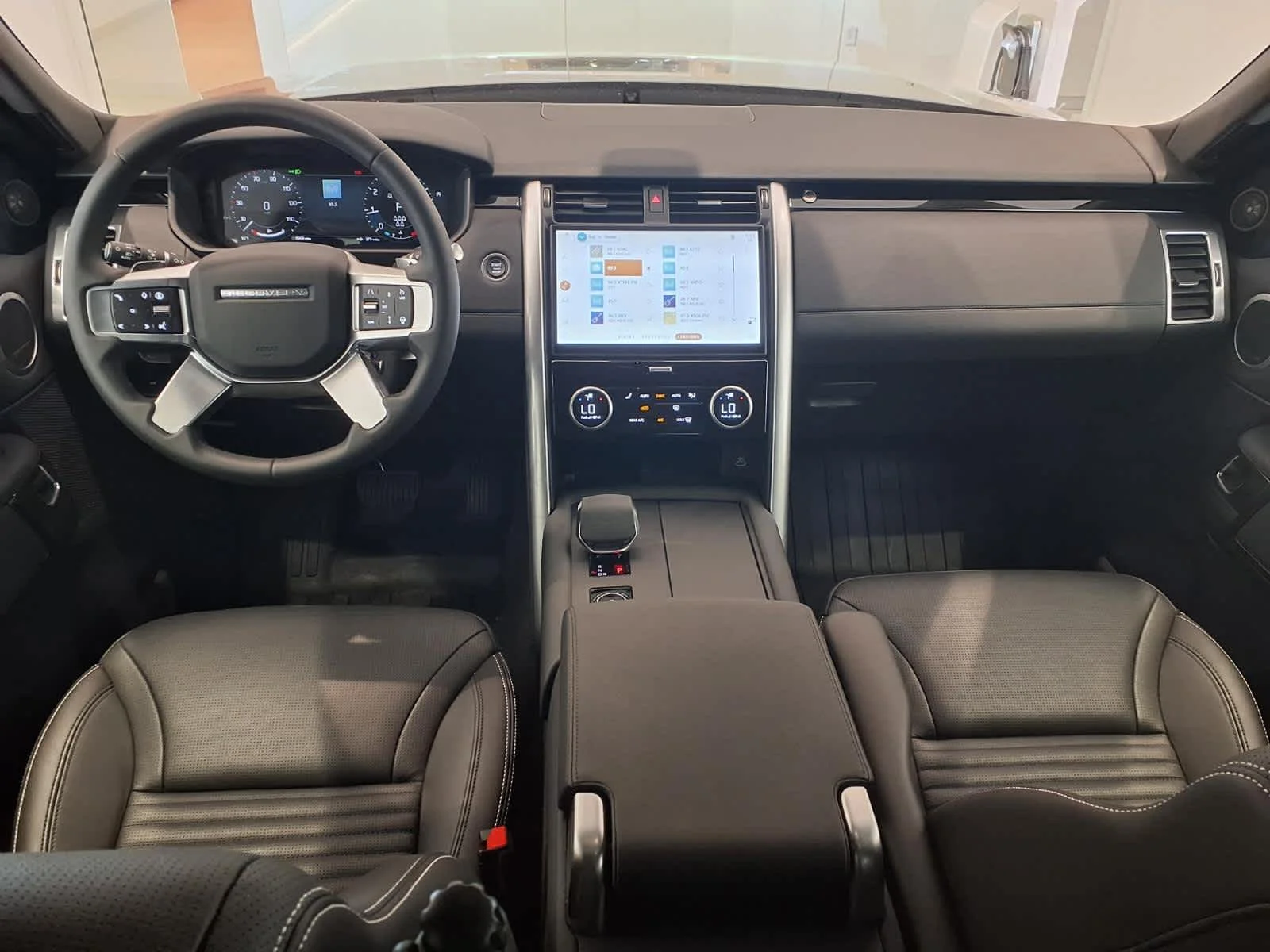 Used 2025 Eiger Grey Metallic Land Rover S image 21