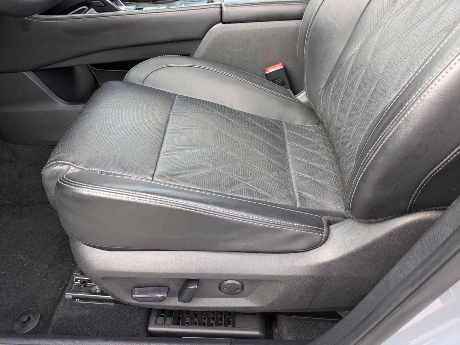 Used 2024 Boulder Gray Pearl Nissan Platinum image 15