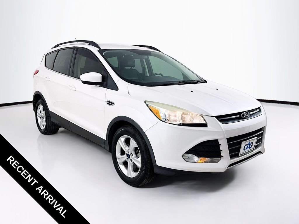 2015 Ford Escape SE's photo