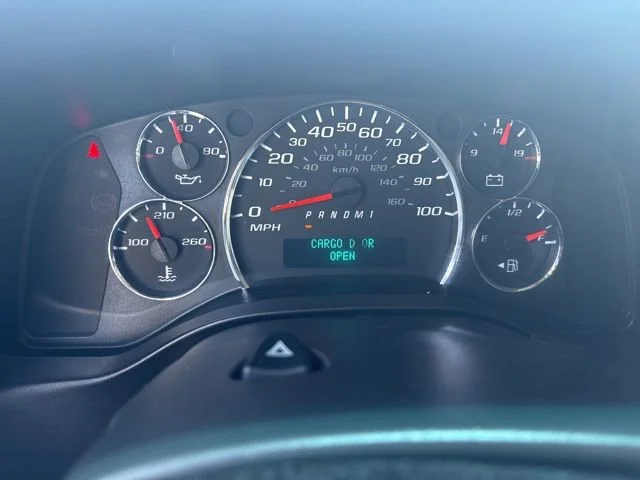 Used 2018 SILVER ICE METALLIC Chevrolet LT image 4