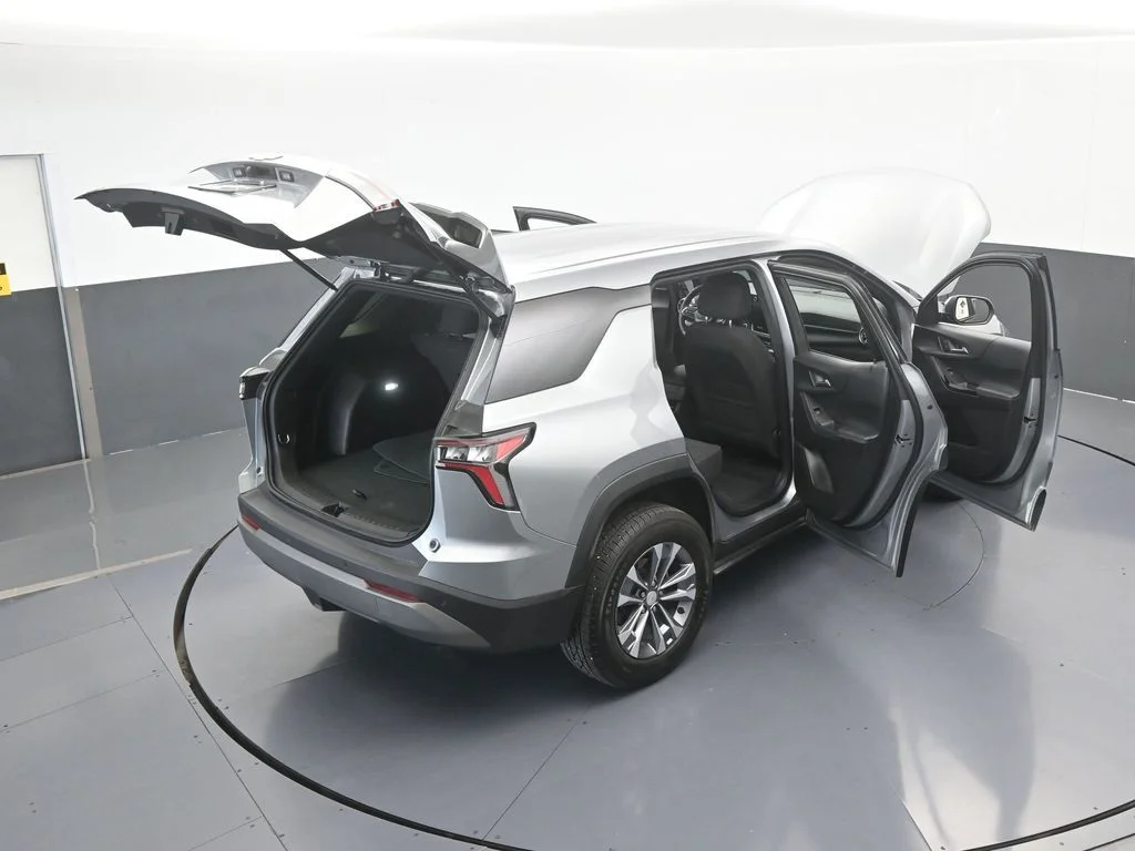 Used 2026 Sterling Gray Metallic Chevrolet LT image 65