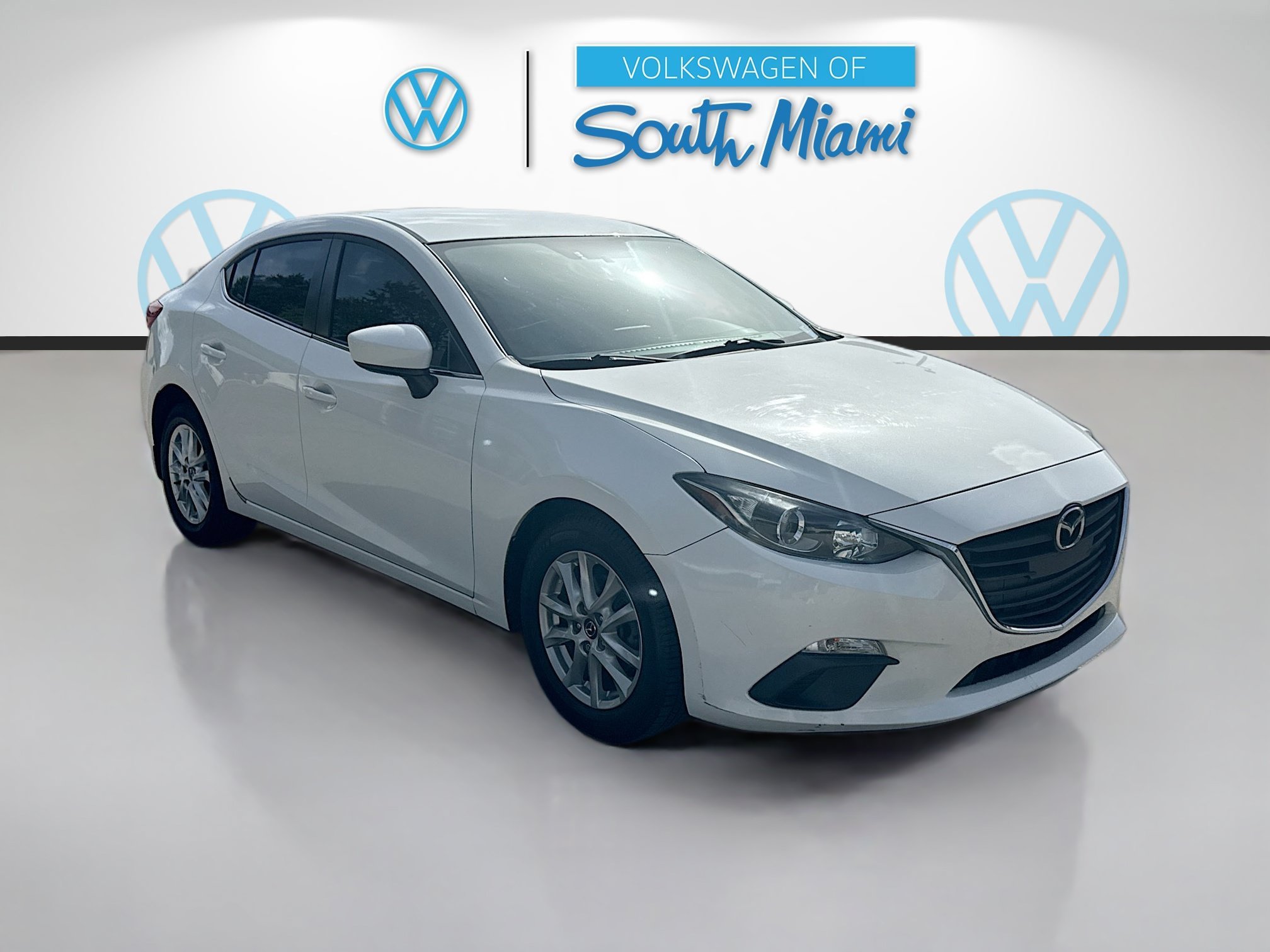 Used 2016 Snowflake White Pearl Mica Mazda i Sport image 1