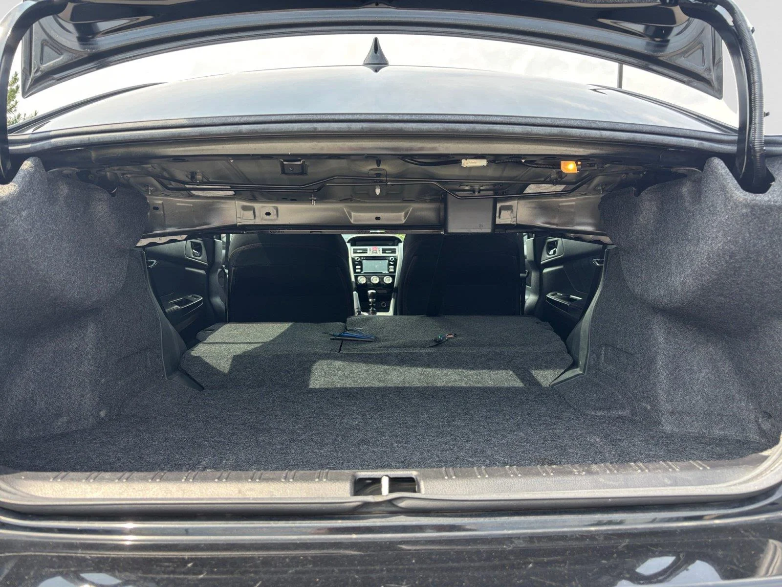Used 2018 Crystal Black Silica Subaru Base image 39