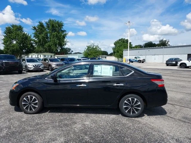 Used 2014 Black Nissan SV image 8