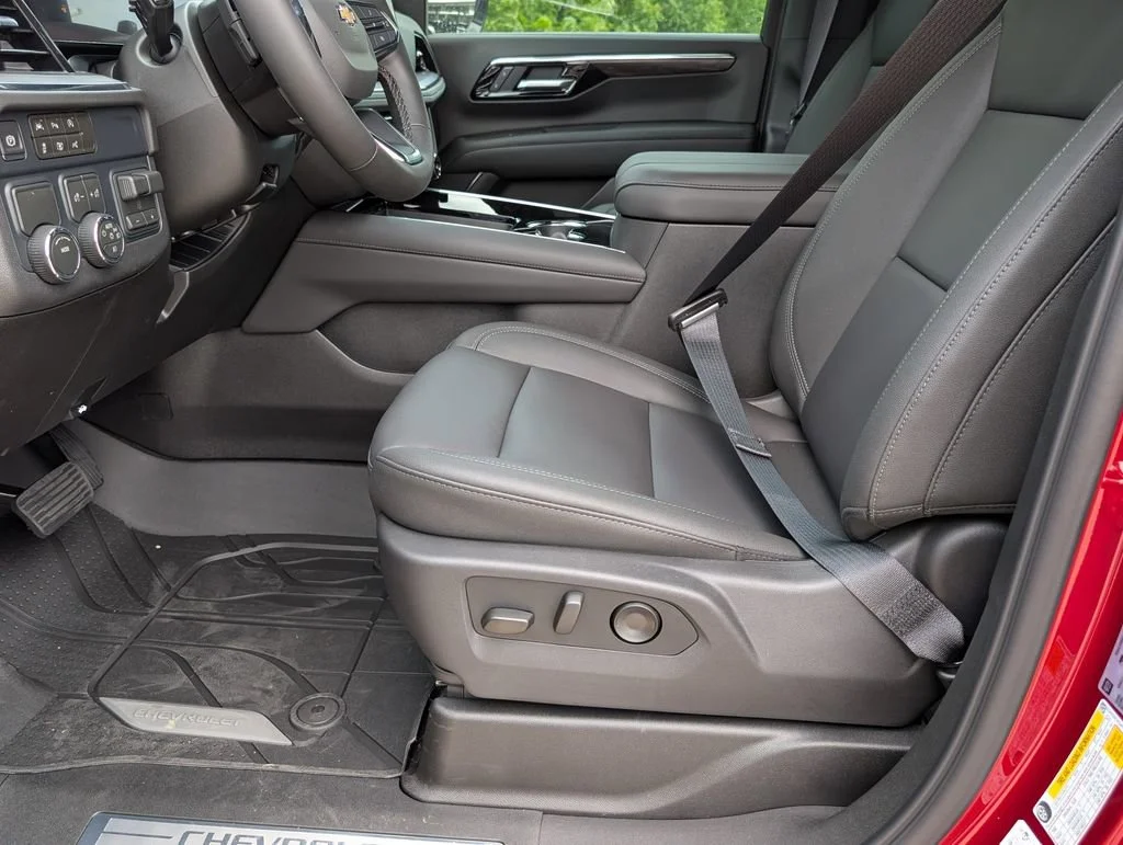 New 2026 Radiant Red Tintcoat Chevrolet LT image 10