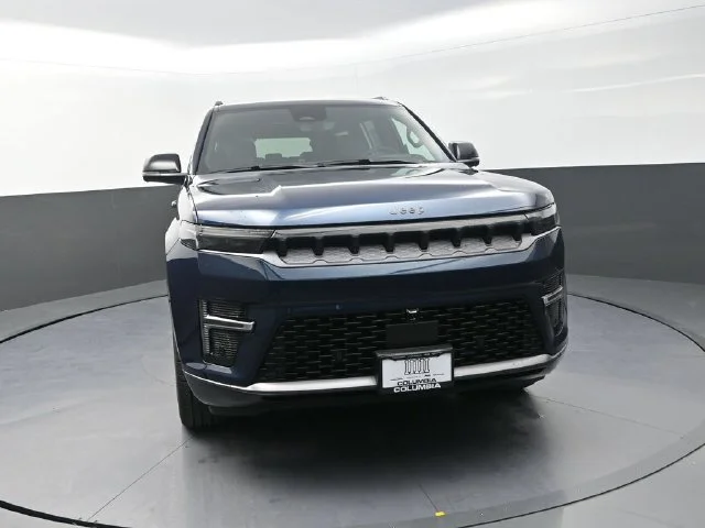 New 2026 Fathom Blue Pearl-Coat Exterior Paint Jeep Limited Reserve image 3