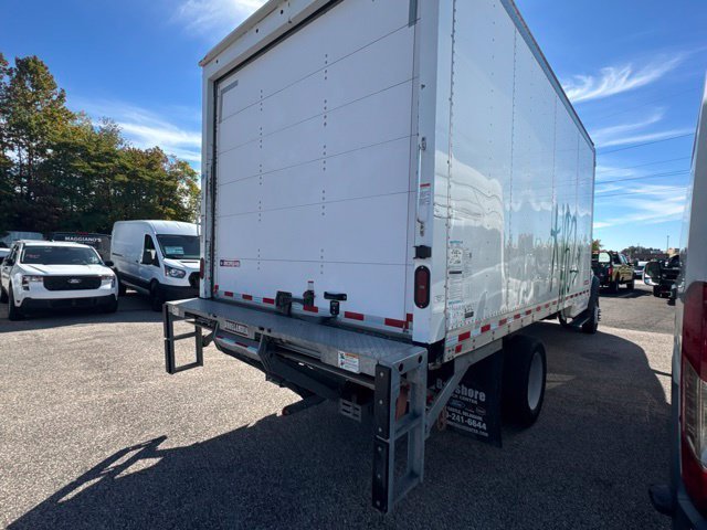 Used 2022 White Ford XL image 9