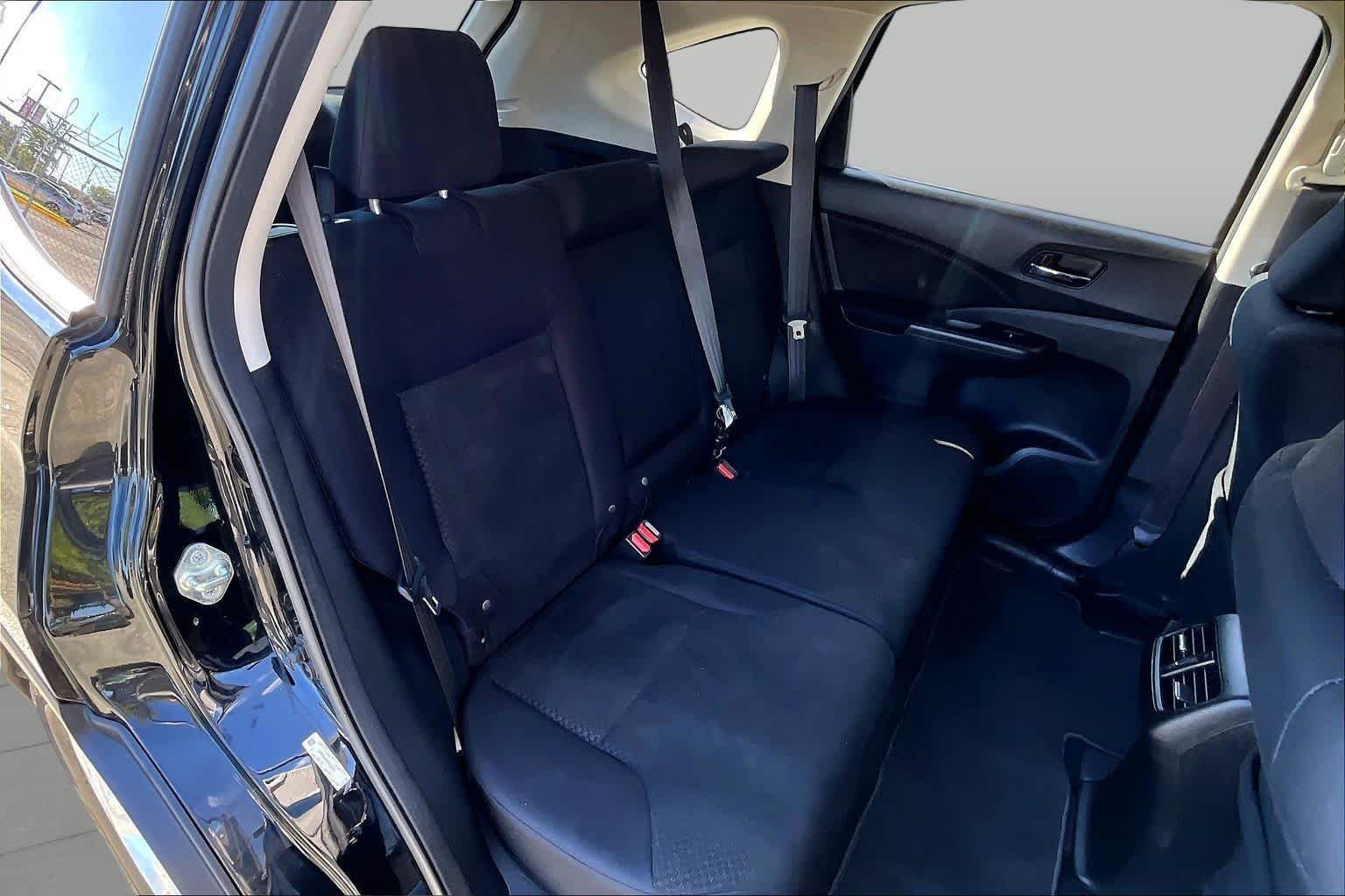 Used 2015  Honda EX image 20