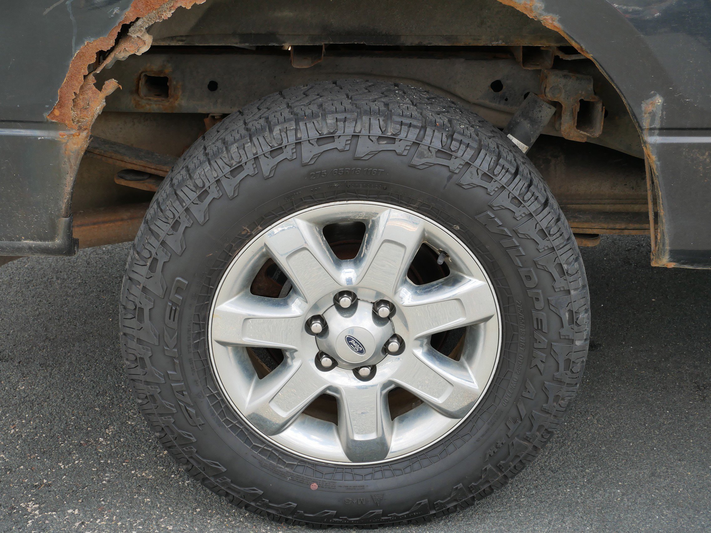 Used 2014  Ford XLT image 9