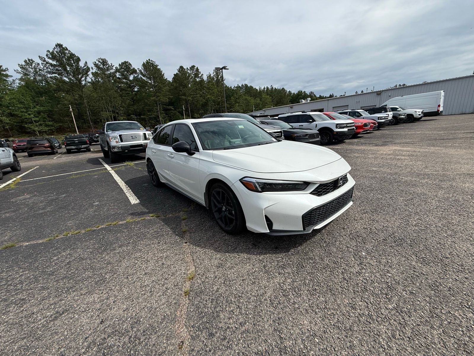 2025 Honda Civic Sport Hybrid CVT's photo