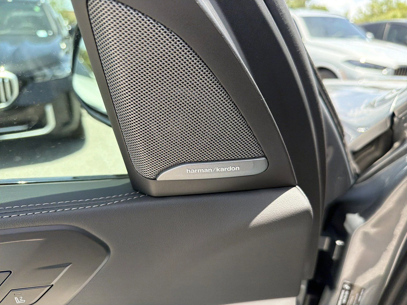 New 2026 Skyscraper Grey Metallic BMW xDrive40i image 28