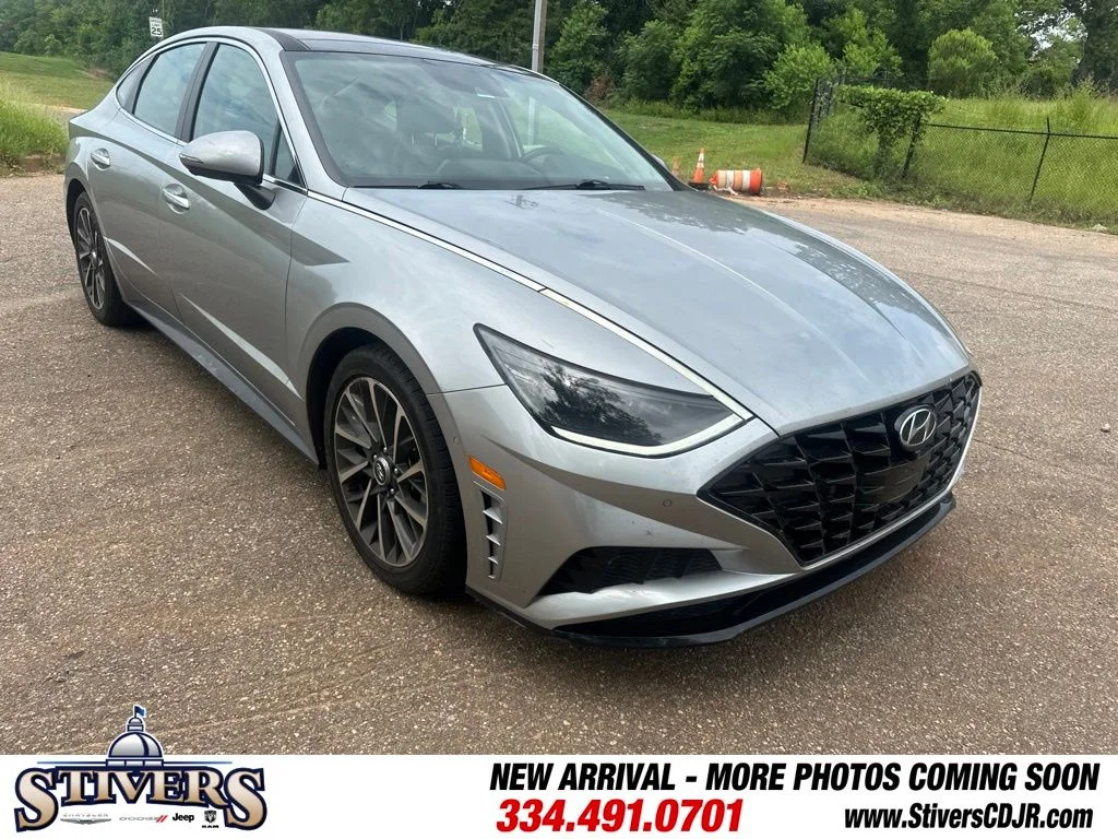 Used 2021 Silver Hyundai Limited image 1