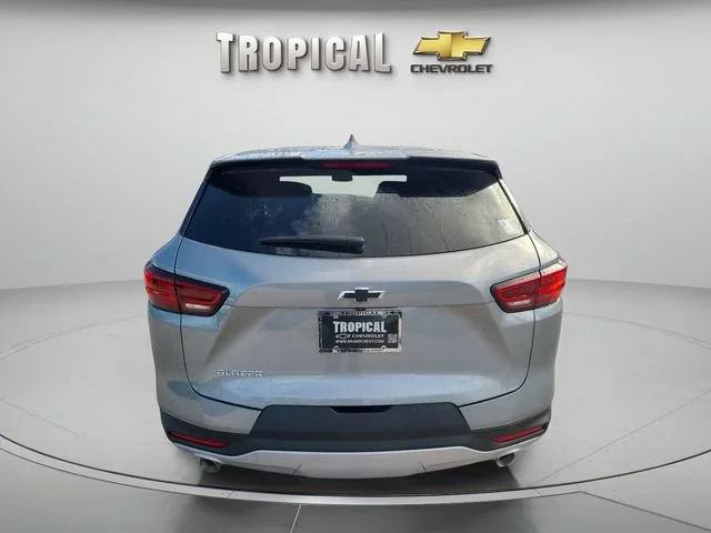 New 2026 Sterling Gray Metallic Chevrolet 2LT image 4