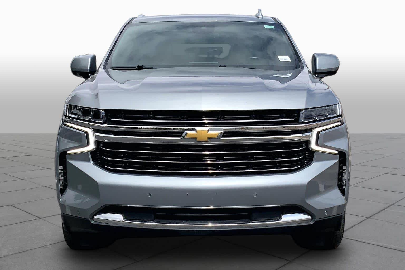 Used 2023 Sterling Gray Metallic Chevrolet LT image 4