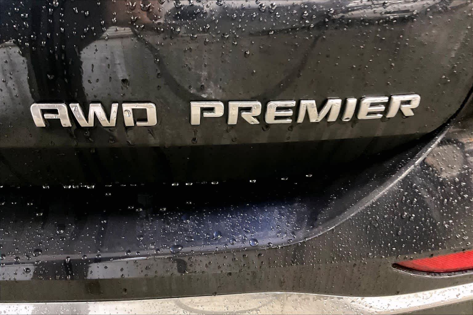Used 2020 Midnight Blue Metallic Chevrolet Premier image 10