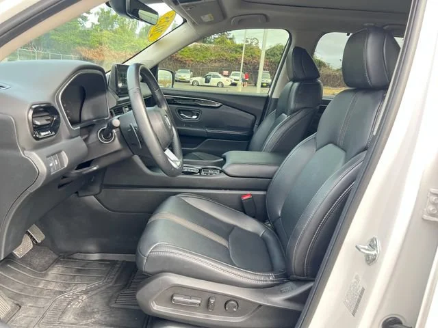 2025 Honda Pilot Touring - Photo 15