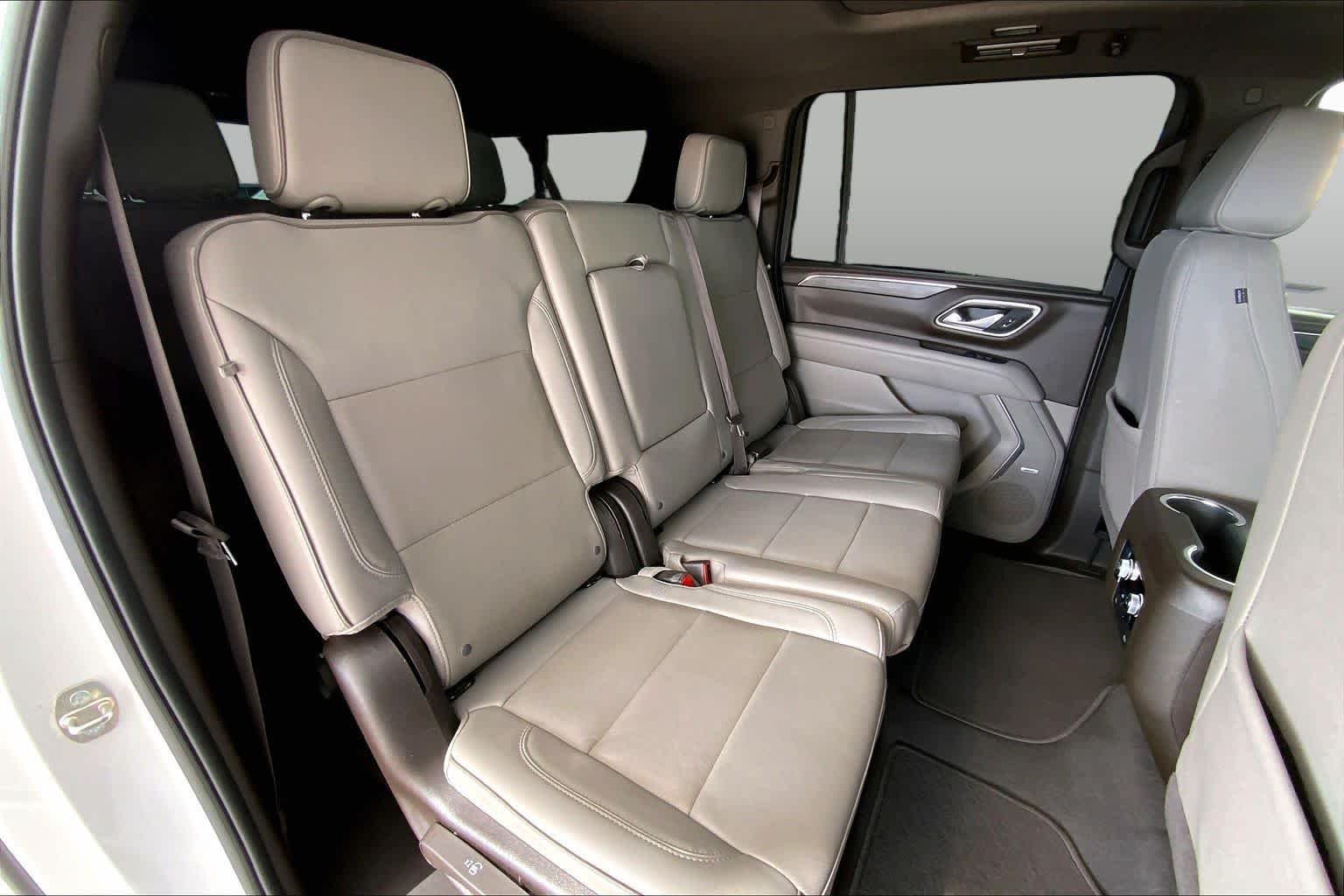 Used 2023 WHITE FROST TRICOAT GMC SLT image 20