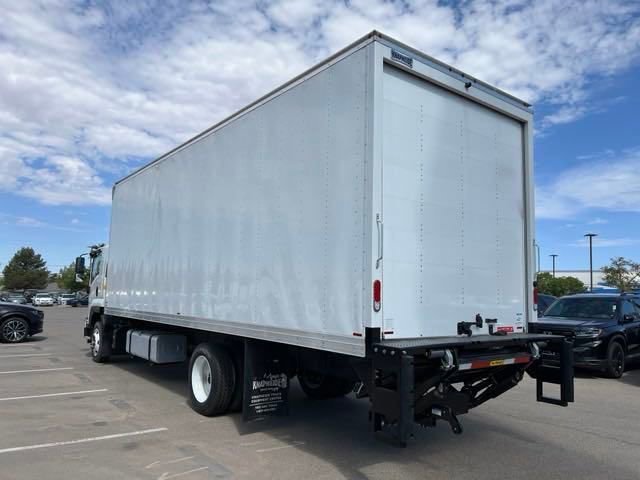 New 2024 Arc White Chevrolet MEDIUM ASH GRAY image 7