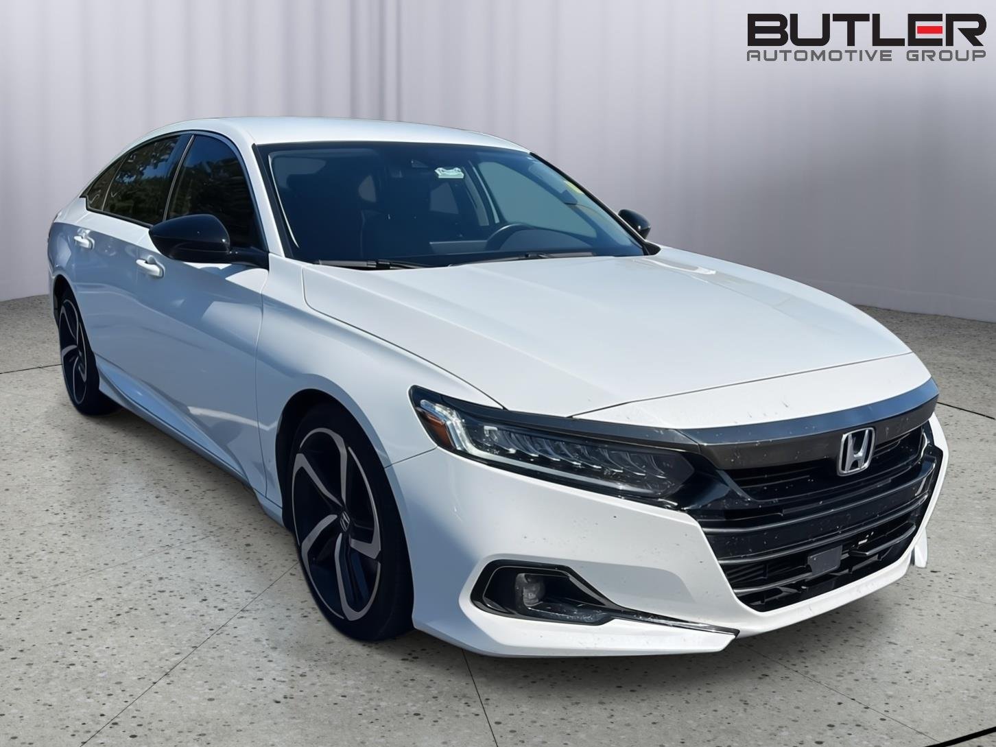 Used 2022 Platinum White Pearl Honda Sport Special Edition image 6