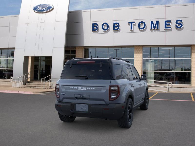 New 2025 Azure Gray Metallic Tri-Coat Ford Outer Banks® image 9