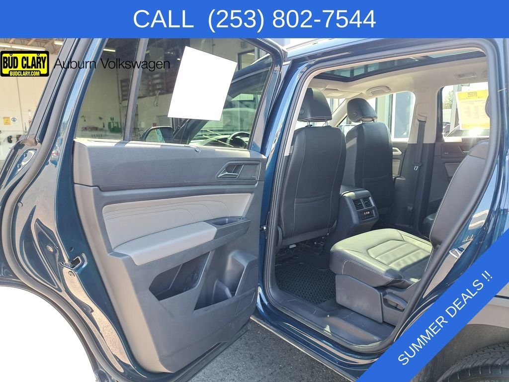 Used 2023  Volkswagen 3.6L V6 SEL Premium R-Line image 28