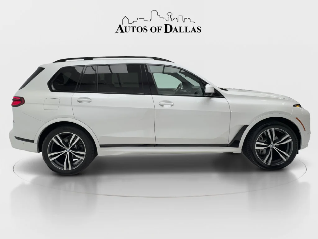 Used 2024 White BMW xDrive40i image 7