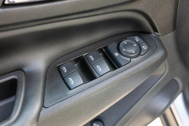 Used 2020 Silver Chevrolet LT image 17
