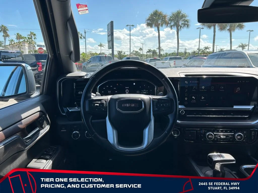 Used 2023 Onyx Black GMC SLT image 13