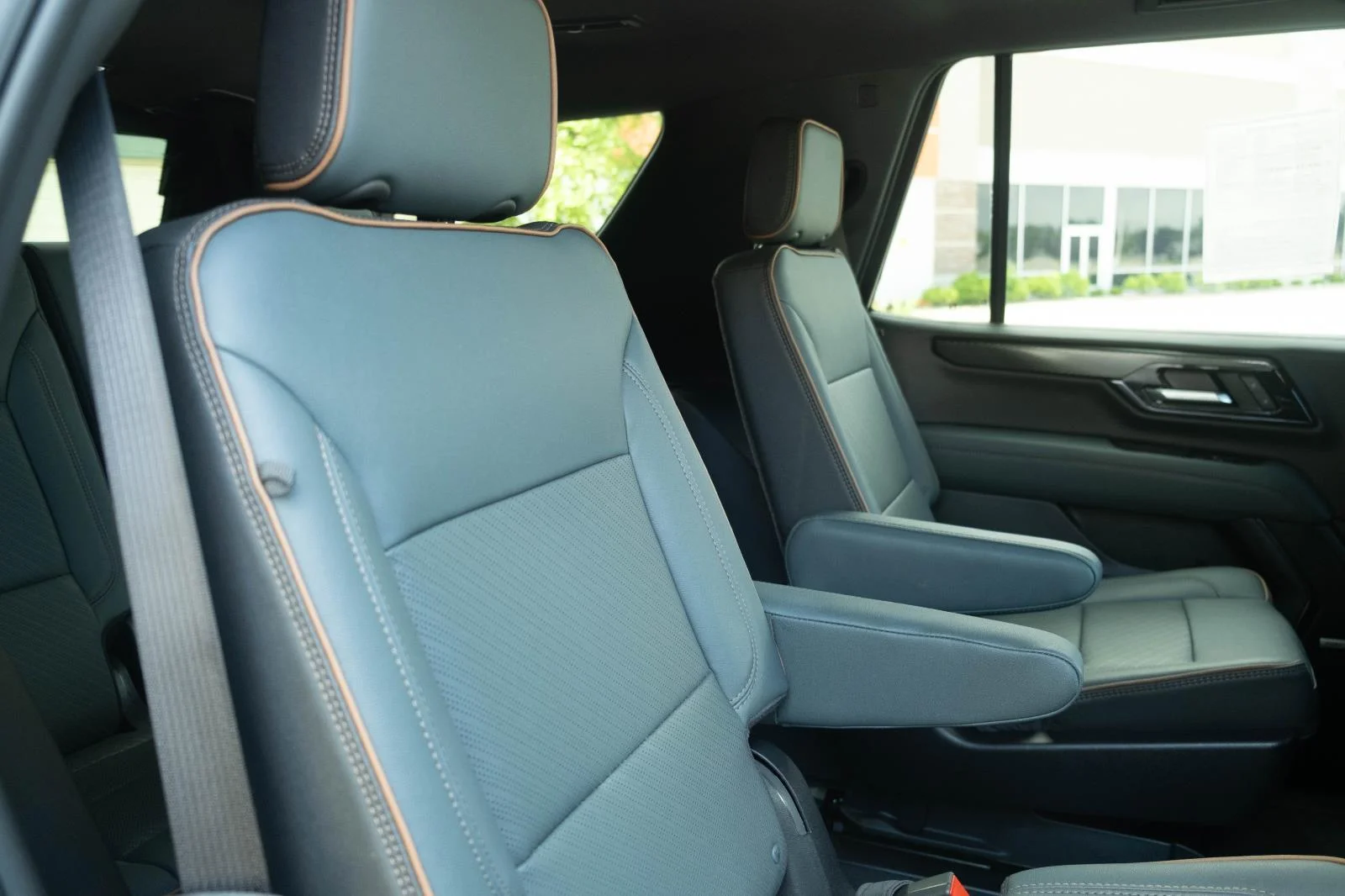 Used 2026 Onyx Black GMC AT4 image 59