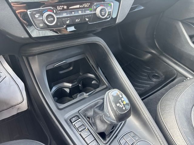 Used 2017 White BMW xDrive28i image 27