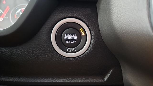 Used 2024 Diamond Black Crystal Pearlcoat Ram Laramie image 23