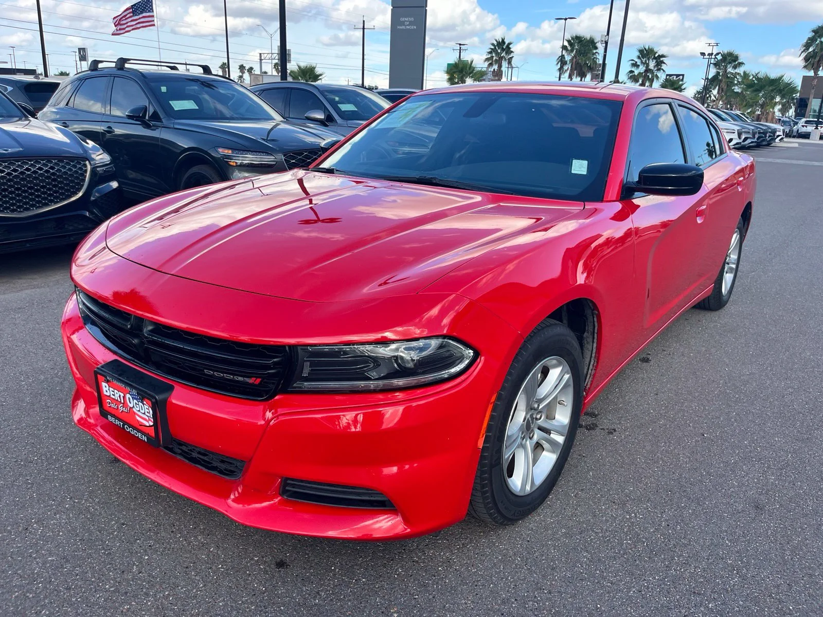 Used 2023 Red Dodge SXT image 3