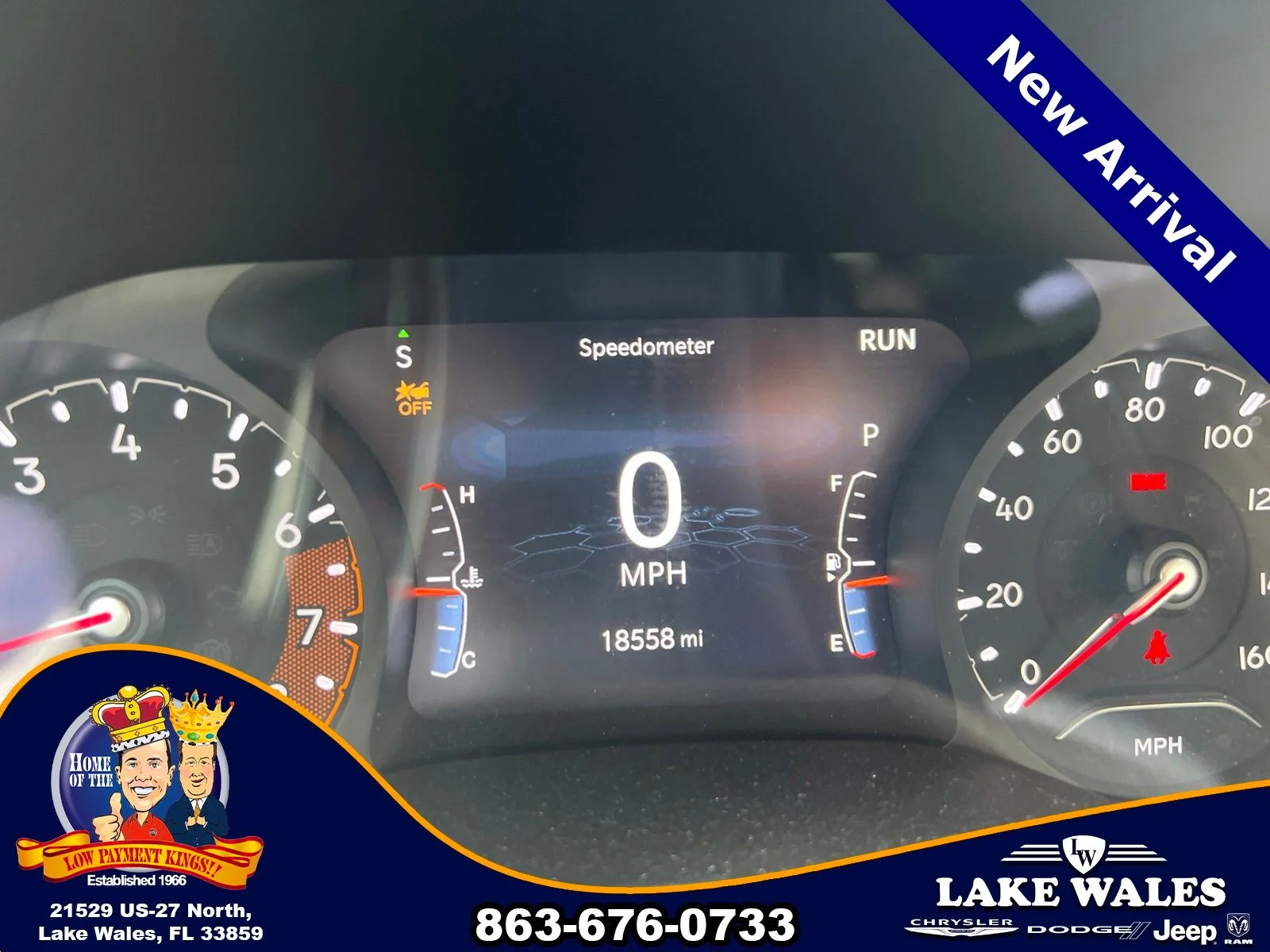 Used 2023 White Jeep Latitude Lux image 15