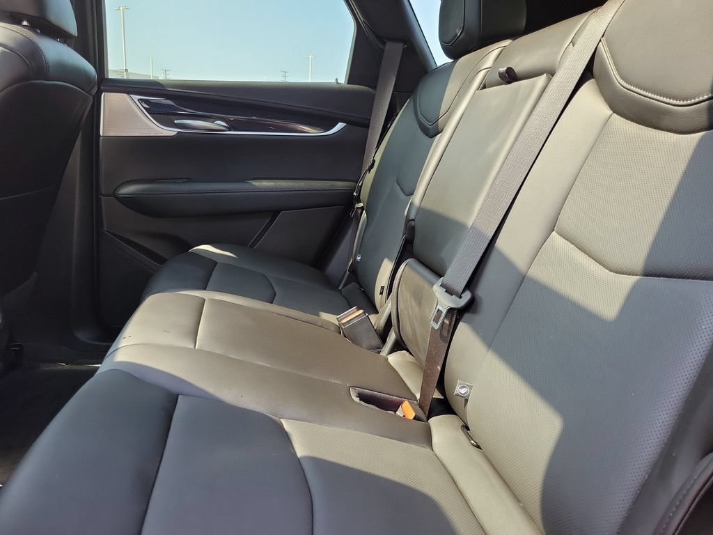 Used 2021 INFRARED TINTCOAT Cadillac AWD Premium Luxury image 12