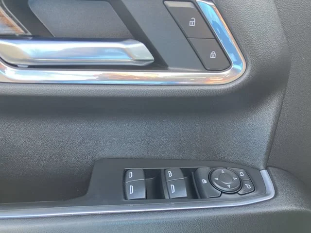 2023 Chevrolet Silverado 1500 LT - Photo 21