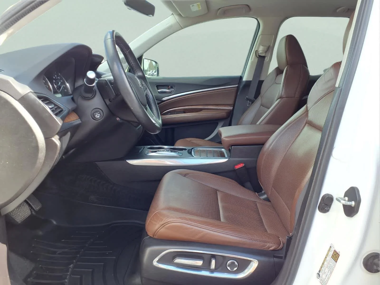 Used 2020 Platinum White Pearl Acura w/Technology Pkg image 9