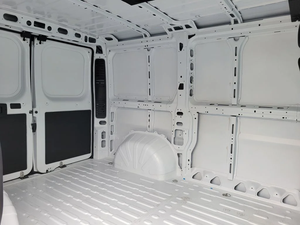 New 2026 Bright White Clear-Coat Exterior Paint RAM Low Roof image 15