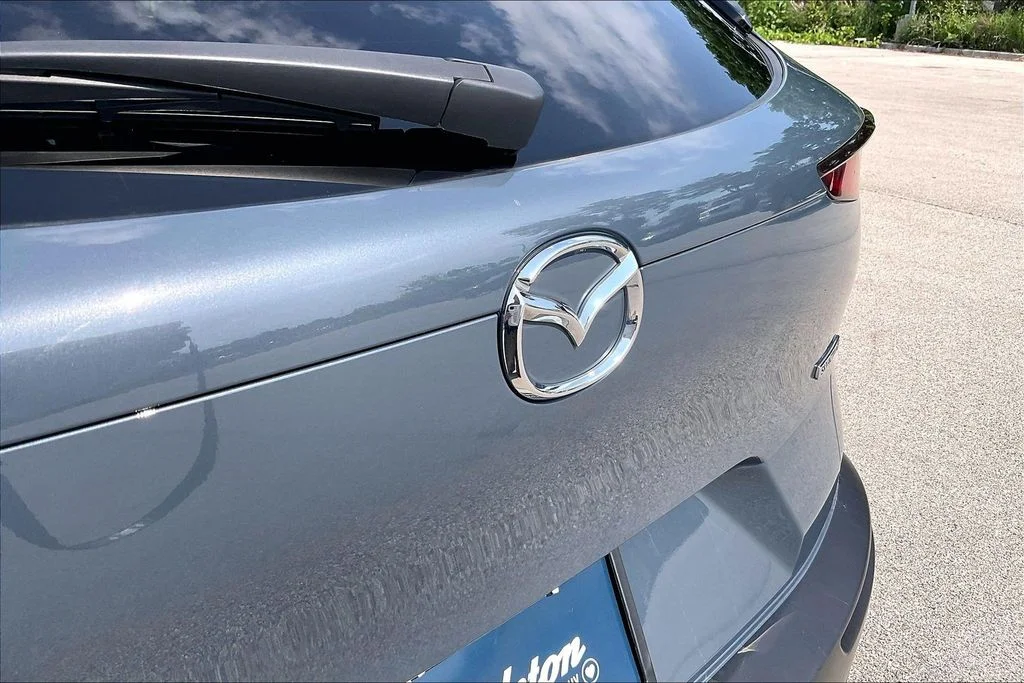 Used 2025 Gray Mazda 2.5 S Carbon Edition image 8