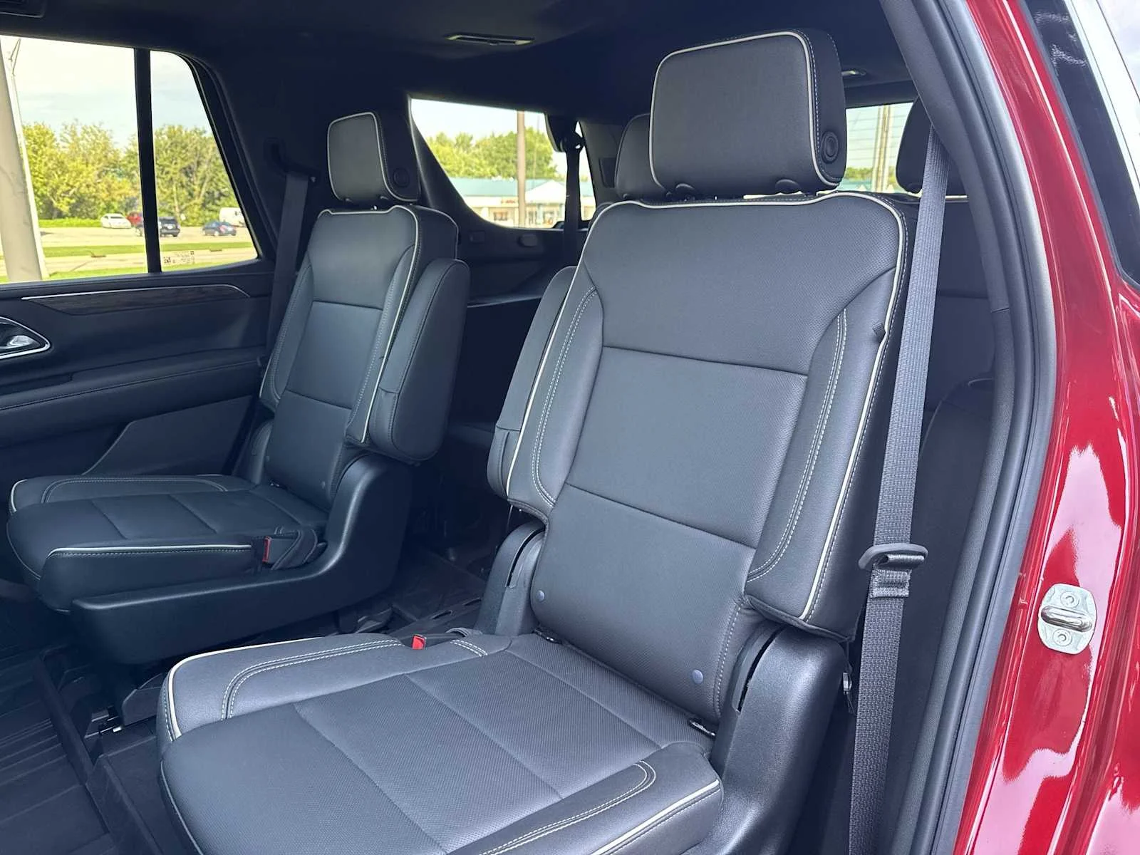 Certified Used 2023 RADIANT RED TINTCOAT Chevrolet Premier image 34