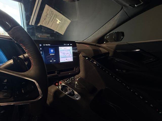 Used 2025 Black Chevrolet Z06 image 18