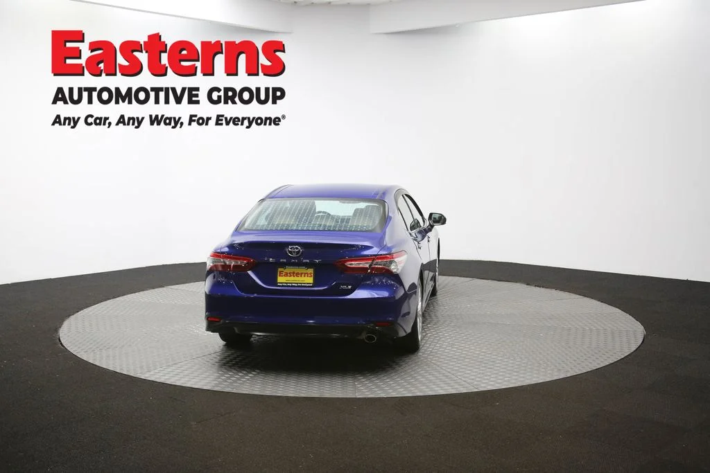 Used 2018 Blue Toyota XLE image 35