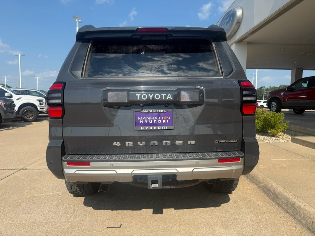 Used 2025 Gray Toyota Platinum image 7