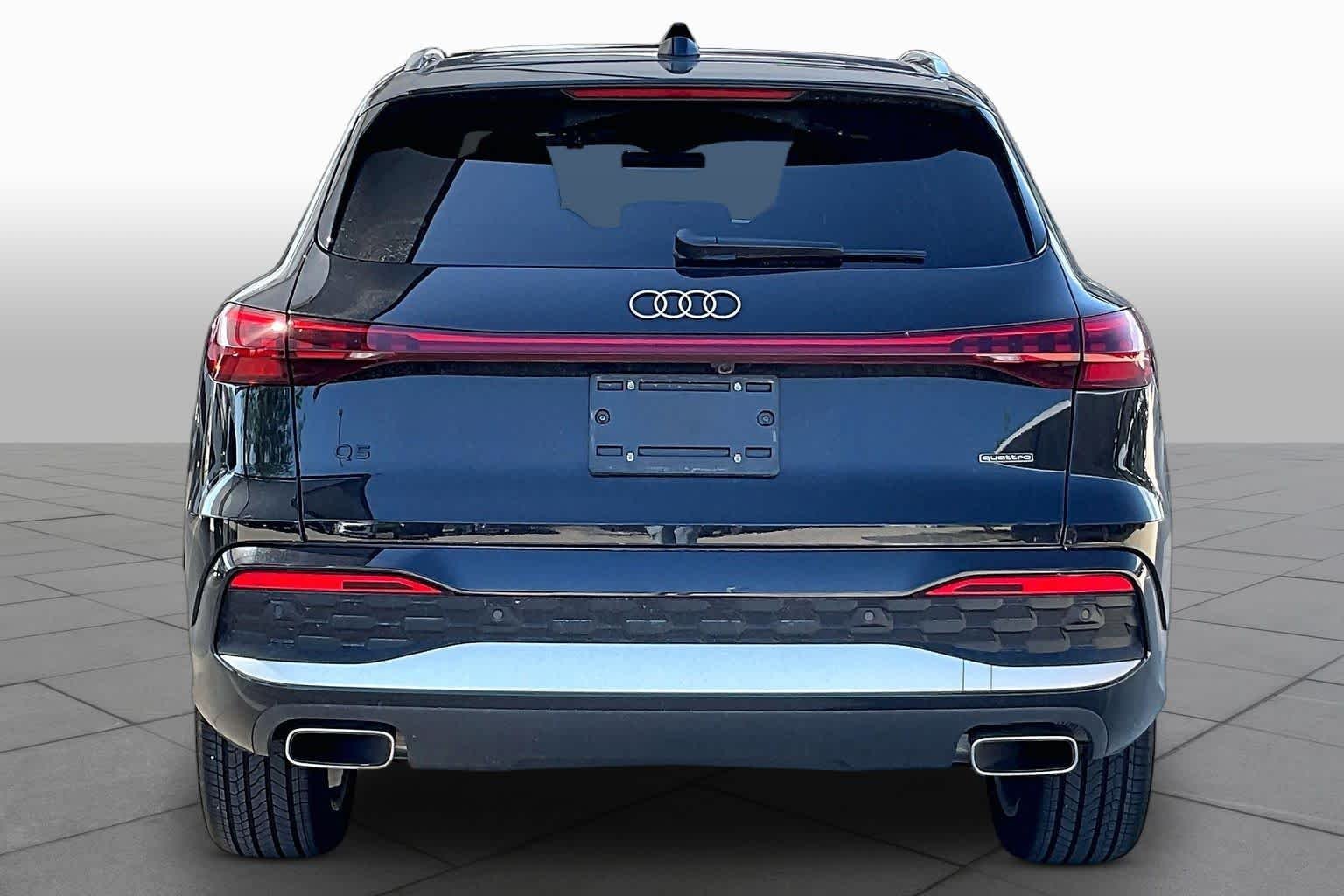 Used 2025 Mythos Black Metallic Audi Premium Plus image 5