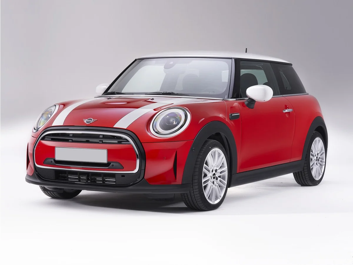 Used 2023 Black MINI Iconic image 1