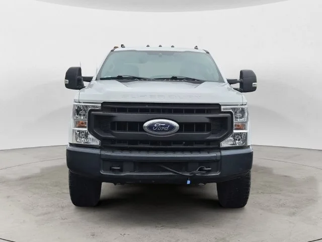 Used 2020 Oxford White Ford XL image 2